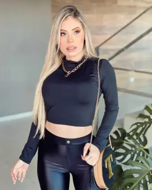 cropped manga longa preto​