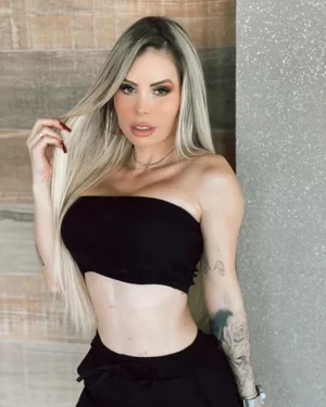 top faixa preto