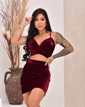 conjunto saia e cropped