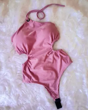 Alternative view of Body Rosa