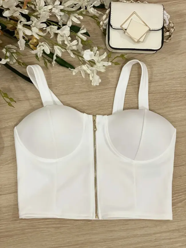 cropped branco com bojo estruturado